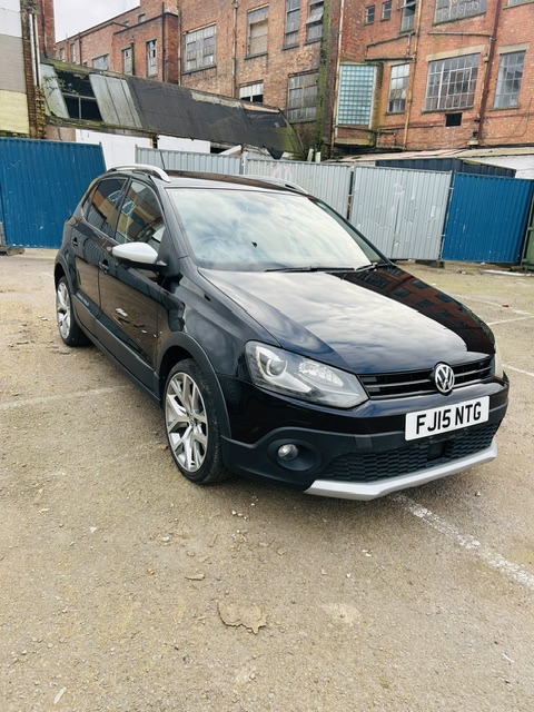 2015 Volkswagen Polo 1.2 Liter petrol Automatic – 5 Doors – Black