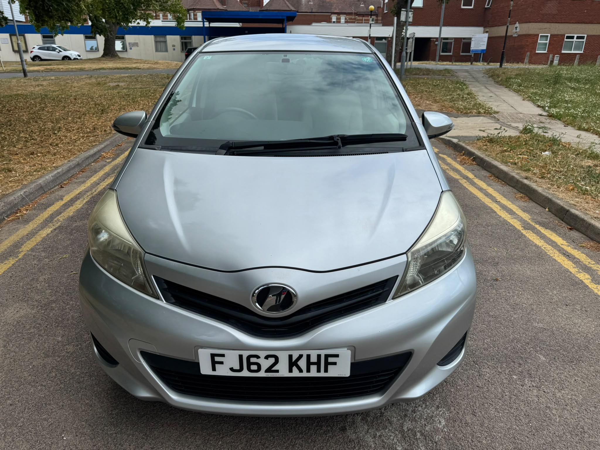 Toyota YARIS/VITZ